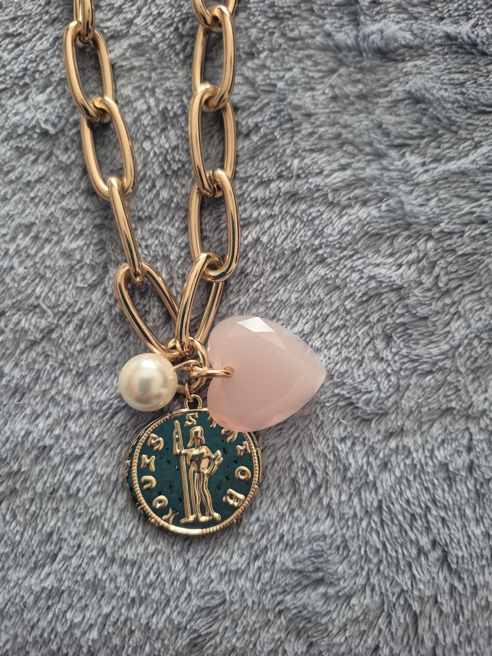 Chunky J. Crew Gold Chain Necklace with Pink Heart and Pearl Charm - Picture 4 of 4